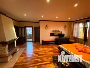 Дом 700м², 2-этажный, посуточно,