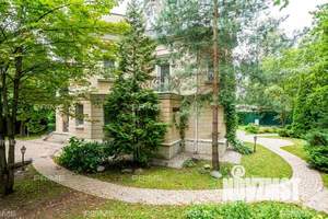 Коттедж 380м², 3-этажный, на длительный срок,