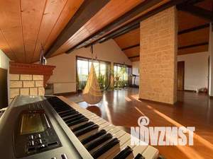 Дом 750м², 3-этажный, посуточно,