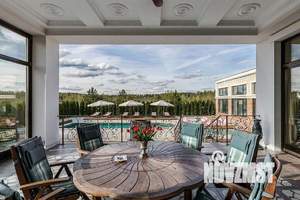 Дом 1660м², 3-этажный, на длительный срок,