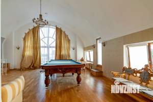 Дом 1000м², 3-этажный, посуточно,