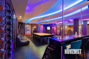 Дом 2000м², 4-этажный, посуточно,