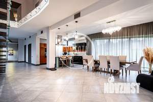 Коттедж 880м², 3-этажный, на длительный срок,