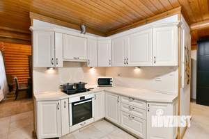 Дом 258м², 2-этажный, на длительный срок,