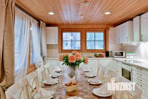 Дом 253м², 2-этажный, на длительный срок,