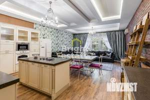 Таунхаус 265м², 3-этажный, на длительный срок,