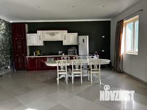 Дом 350м², 2-этажный, посуточно,