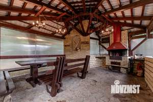 Дом 600м², 3-этажный, посуточно,