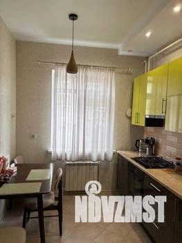 Таунхаус 150м², 3-этажный, на длительный срок,