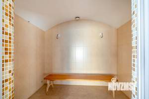 Дом 1000м², 3-этажный, посуточно,