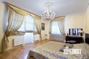 Коттедж 210м², 2-этажный, на длительный срок,