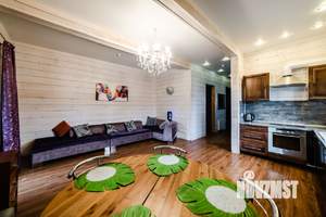 Дом 190м², 2-этажный, посуточно,