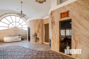 Дом 1000м², 3-этажный, посуточно,