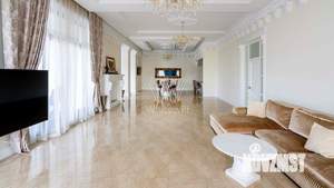 Коттедж 1663м², 3-этажный, на длительный срок,