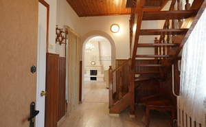 Дом 200м², 3-этажный, на длительный срок,