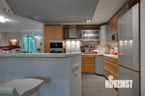 Коттедж 450м², 3-этажный, на длительный срок,