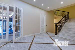 Дом 900м², 3-этажный, на длительный срок,