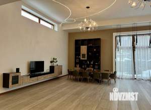 Дом 1000м², 2-этажный, посуточно,