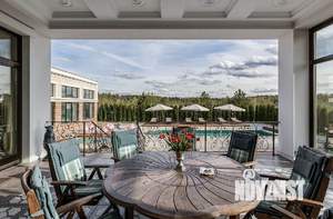 Коттедж 1650м², 2-этажный, на длительный срок,