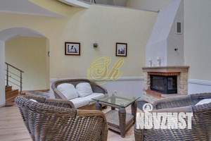 Дом 620м², 2-этажный, посуточно,