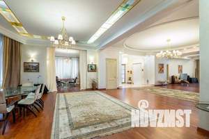 Дом 988м², 3-этажный, посуточно,