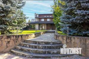 Дом 325м², 2-этажный, на длительный срок,