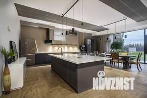 Дом 770м², 2-этажный, на длительный срок,