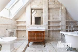 Таунхаус 364м², 4-этажный, на длительный срок,