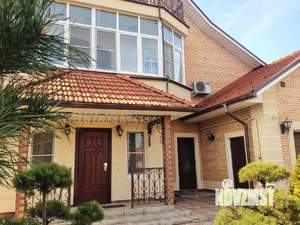 Дом 500м², 3-этажный, на длительный срок,