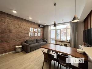 Таунхаус 150м², 3-этажный, на длительный срок,