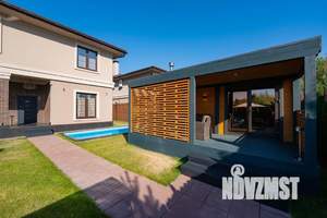 Дом 300м², 2-этажный, посуточно,