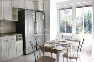 Таунхаус 250м², 2-этажный, на длительный срок,