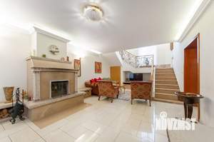 Коттедж 555м², 3-этажный, на длительный срок,