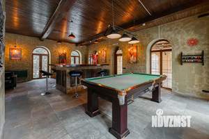 Дом 1200м², 4-этажный, посуточно,