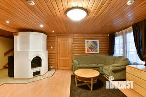 Дом 255м², 2-этажный, на длительный срок,