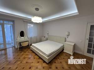 Дом 475м², 3-этажный, на длительный срок,