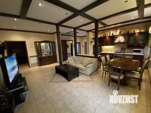 Дом 700м², 4-этажный, посуточно,