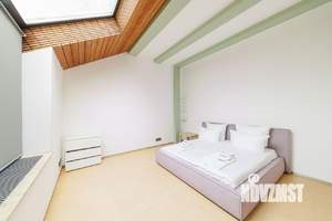 Дом 750м², 2-этажный, посуточно,