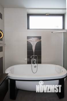 Таунхаус 250м², 3-этажный, на длительный срок,