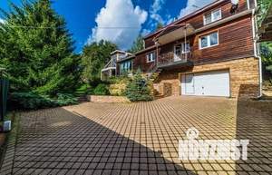 Дом 520м², 2-этажный, посуточно,