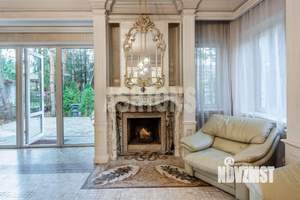 Таунхаус 364м², 3-этажный, на длительный срок,