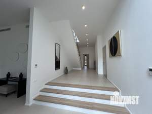 Дом 420м², 2-этажный, на длительный срок,