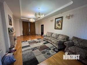 Таунхаус 368м², 3-этажный, на длительный срок,