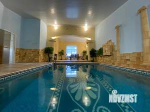 Дом 600м², 2-этажный, посуточно,