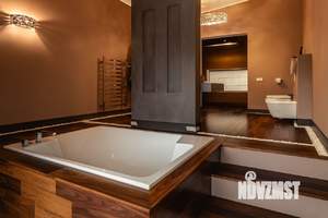 Дом 880м², 3-этажный, на длительный срок,