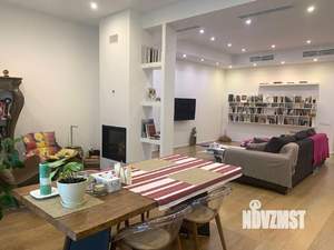 Дом 300м², 2-этажный, на длительный срок,