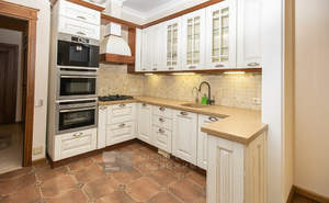 Дом 250м², 3-этажный, на длительный срок,