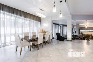 Коттедж 900м², 3-этажный, на длительный срок,