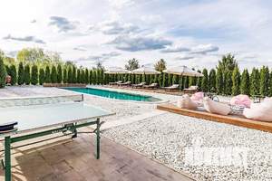 Дом 1660м², 3-этажный, на длительный срок,