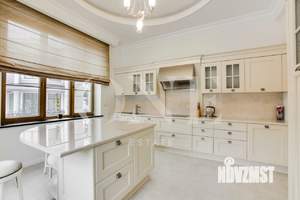 Дом 660м², 3-этажный, на длительный срок,